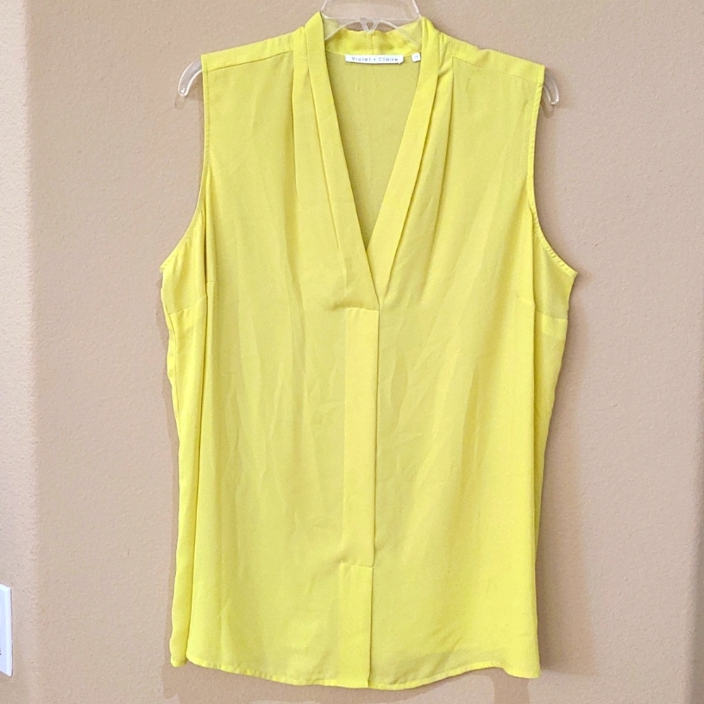 Violet & Claire chartreuse sleeveless V-neck blouse